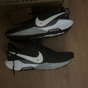 Nike Black and White Trail Sneakers